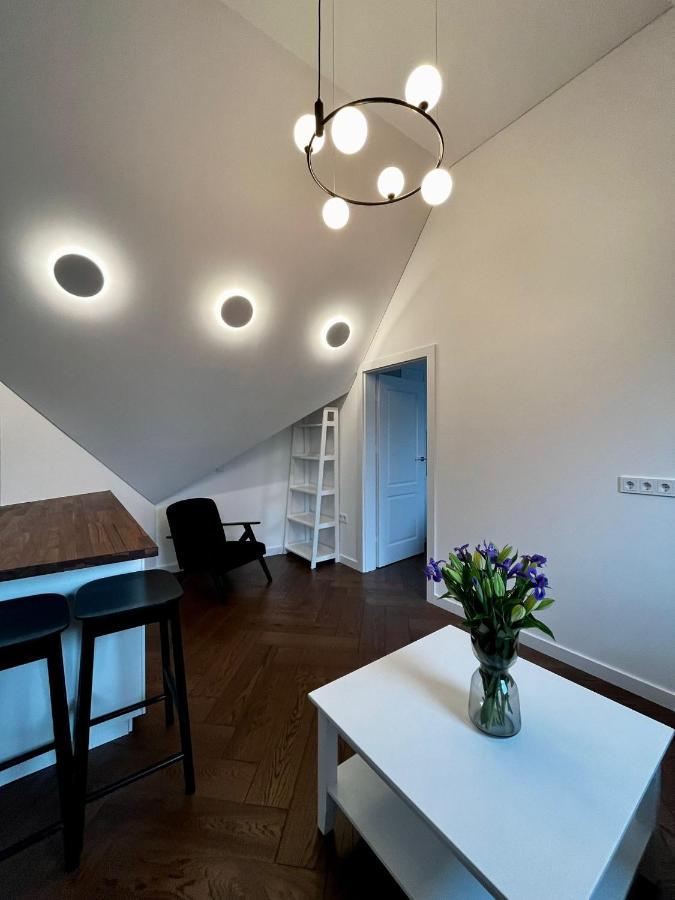 Cozy Apartment In The Center Of Vilnius Exterior photo