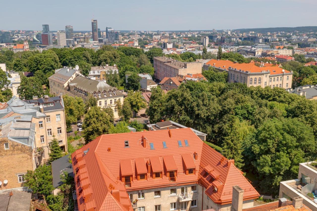 Cozy Apartment In The Center Of Vilnius Exterior photo